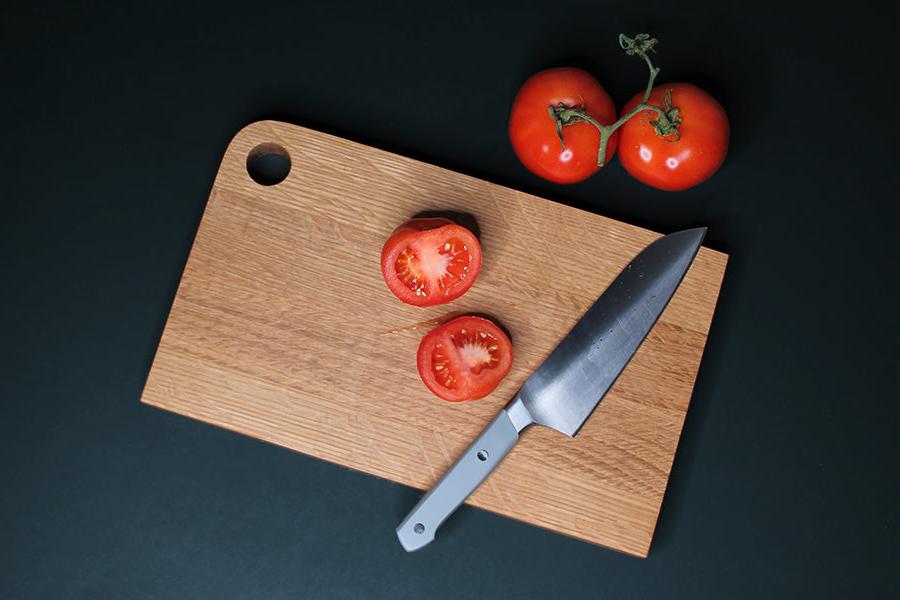 oak cutting board